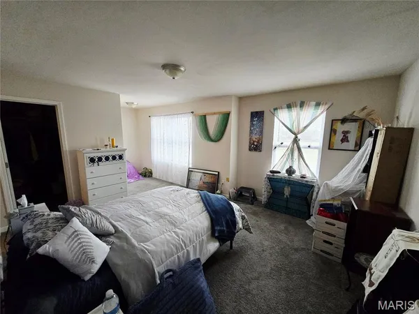 $500,000 | 1367 Pennsylvania Avenue, East St. Louis, IL 62205