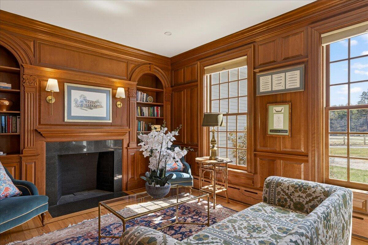 22 Royall Point Road Yarmouth, ME 04096 - Photo 7 of 109 Library