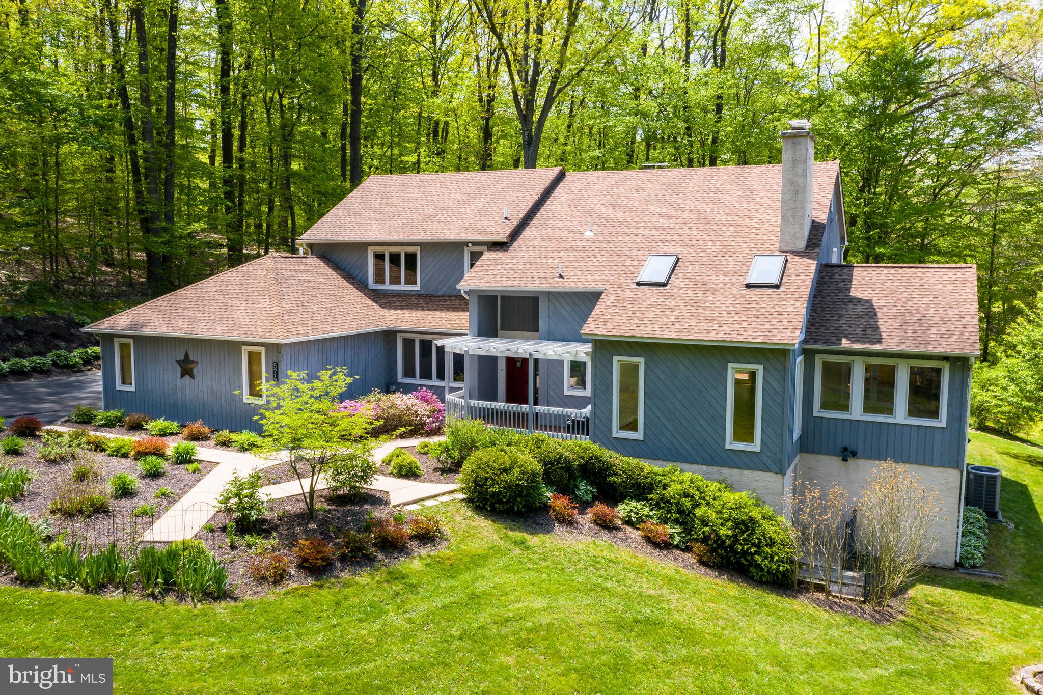 574 Corner Ketch Road Downingtown, PA 19335 - Photo 1 of 34 Gallery Image 1