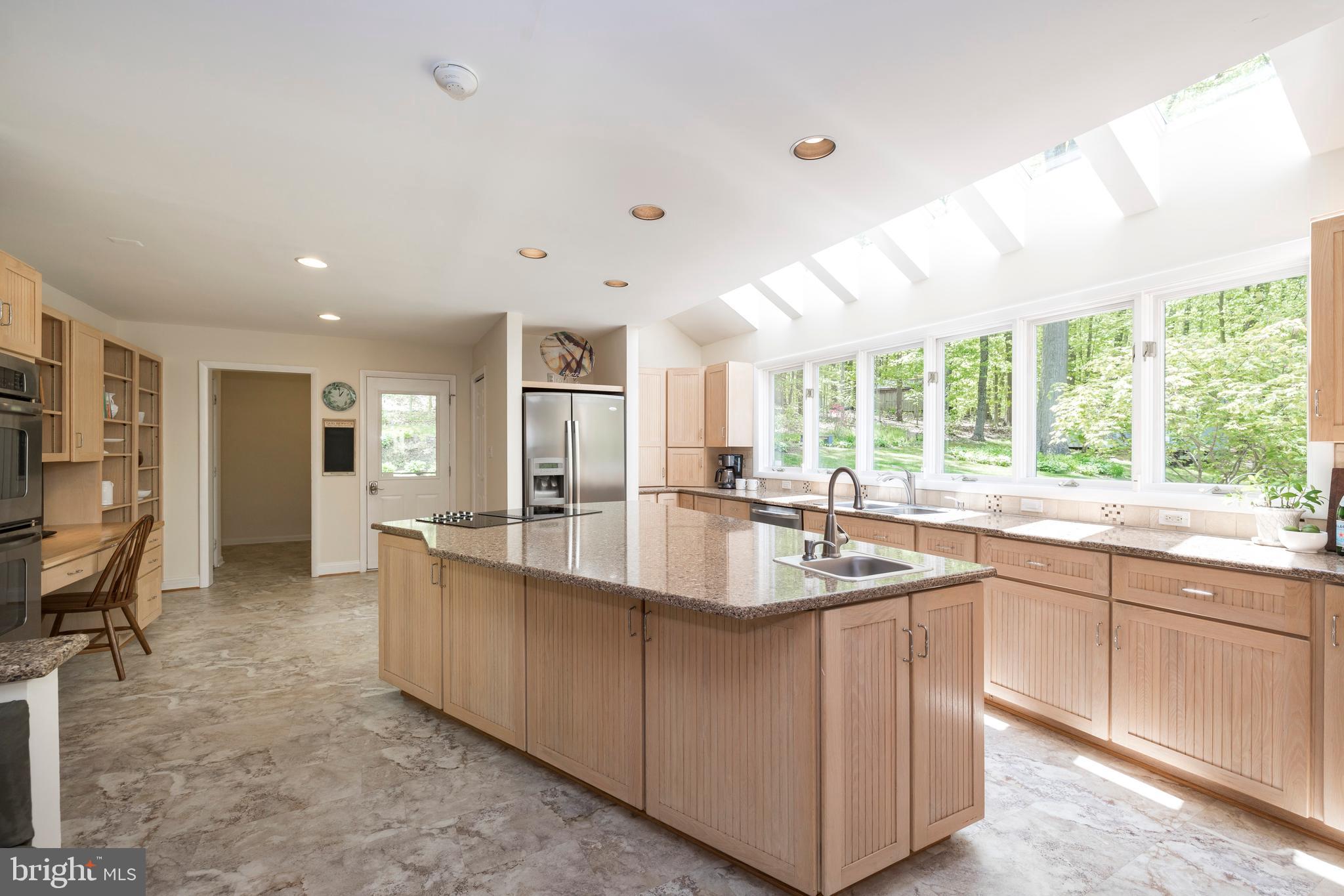 574 Corner Ketch Road Downingtown, PA 19335 - Photo 8 of 34 Gallery Image 8