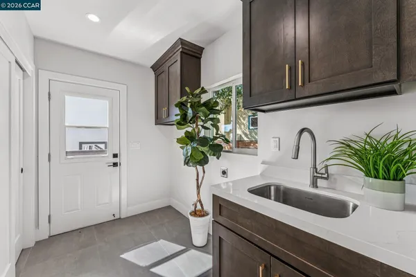 $1,095,000 | 3017 Madeline Street, Oakland, CA 94602