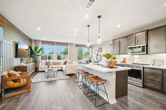 $733,515 | 16051 Montenegro Lane, Fontana, CA 92336