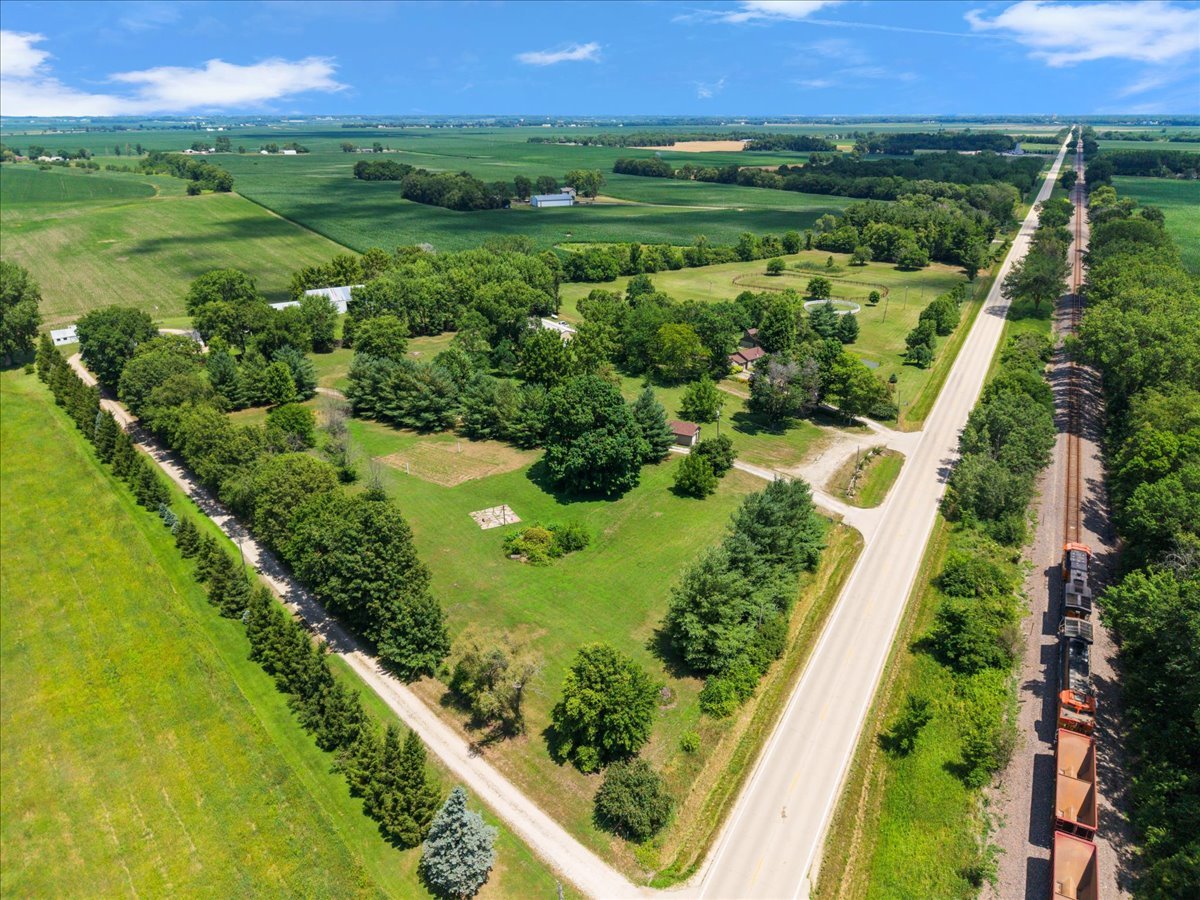 5460 Moline Road Erie, IL 61250 - Photo 37 of 38 a view of a city with lush green forest