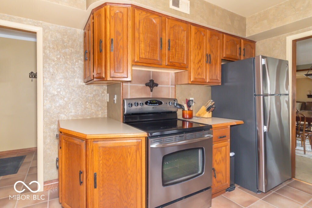 520 Hawthorn Road New Castle, IN 47362 - Photo 15 of 37