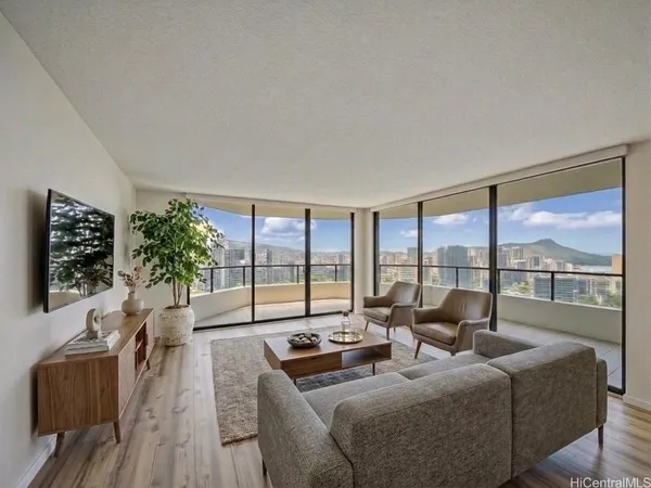 $3,500 | 1910 Ala Moana Boulevard, Unit 40D, Honolulu, HI 96815