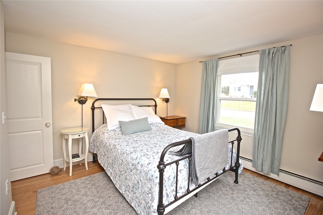 139 Coggeshall Avenue Newport, RI 02840 - Photo 21 of 50 First floor Bedroom #2