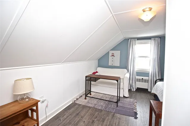 $3,700 | 139 Coggeshall Avenue, Newport, RI 02840