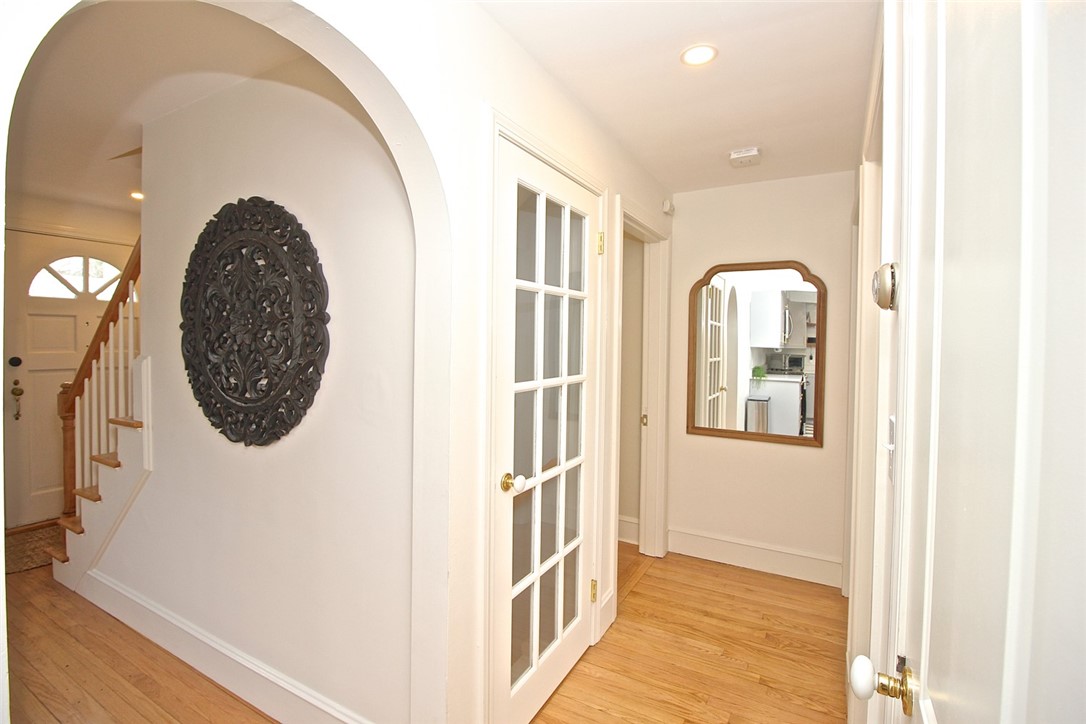 139 Coggeshall Avenue Newport, RI 02840 - Photo 48 of 50 Floor plan view Entry, Stairway to door to finished basement