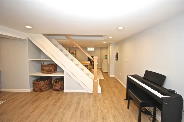 $3,700 | 139 Coggeshall Avenue, Newport, RI 02840