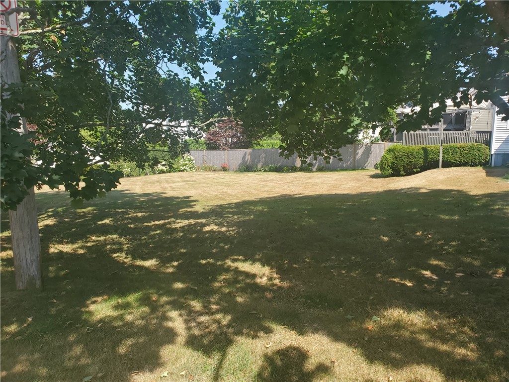 139 Coggeshall Avenue Newport, RI 02840 - Photo 45 of 50 Back Yard from the side view