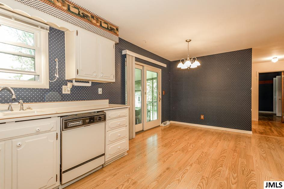 6530 South Jackson Road Jackson, MI 49201 - Photo 9 of 24 Photo 9