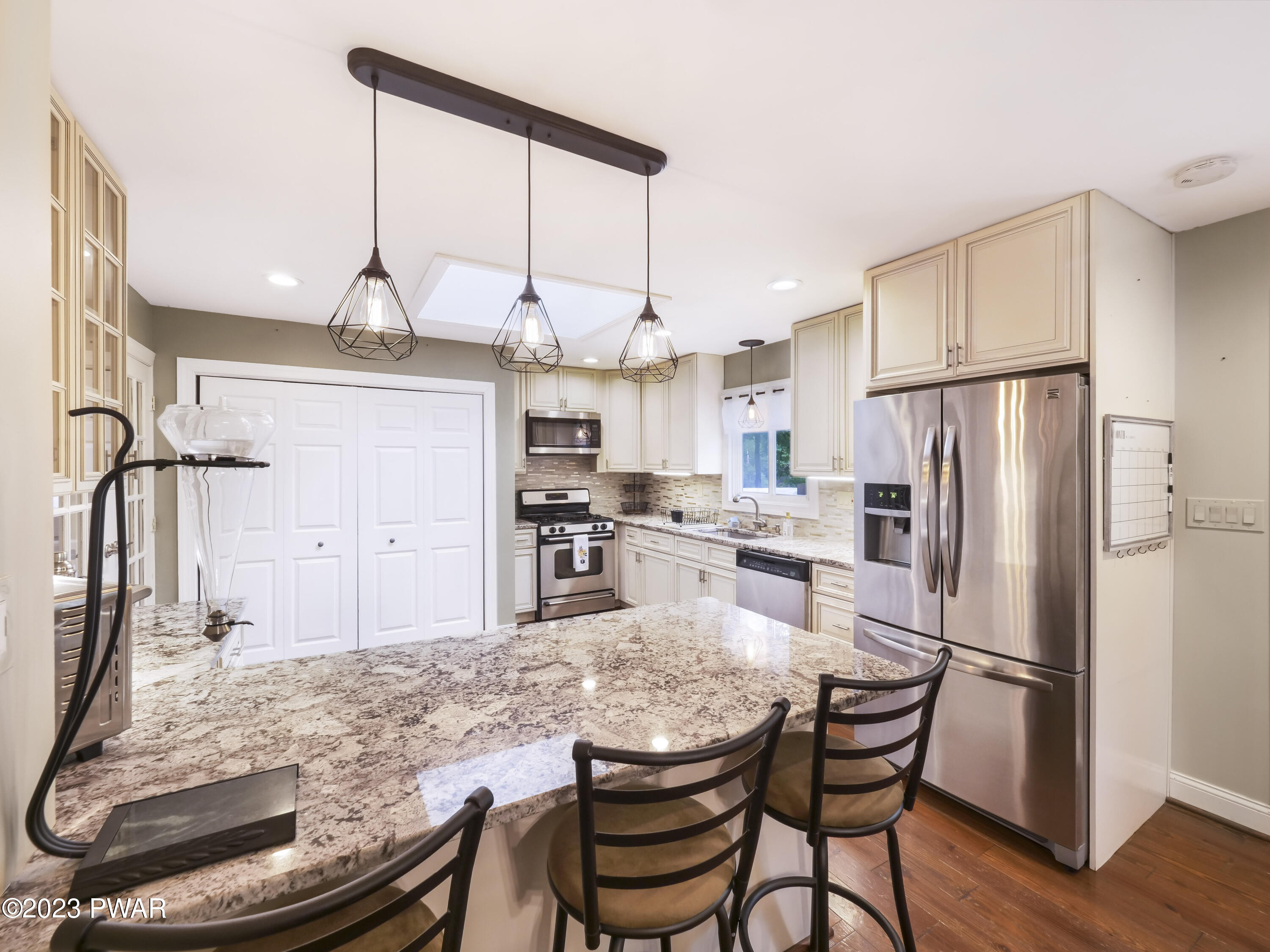 2120 Spring Drive Bushkill, PA 18324 - Photo 12 of 27 Kitchen