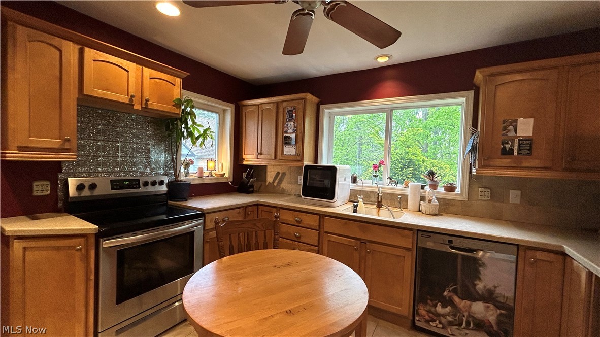 10187 Sperry Road Willoughby, OH 44094 - Photo 7 of 43