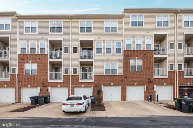 $415,000 | 15246 Rosemont Manor Drive, Haymarket, VA 20169