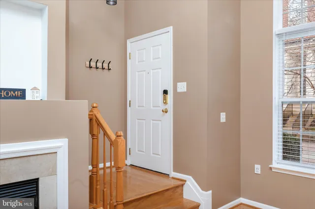 $415,000 | 15246 Rosemont Manor Drive, Haymarket, VA 20169