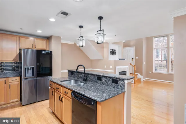 $415,000 | 15246 Rosemont Manor Drive, Haymarket, VA 20169