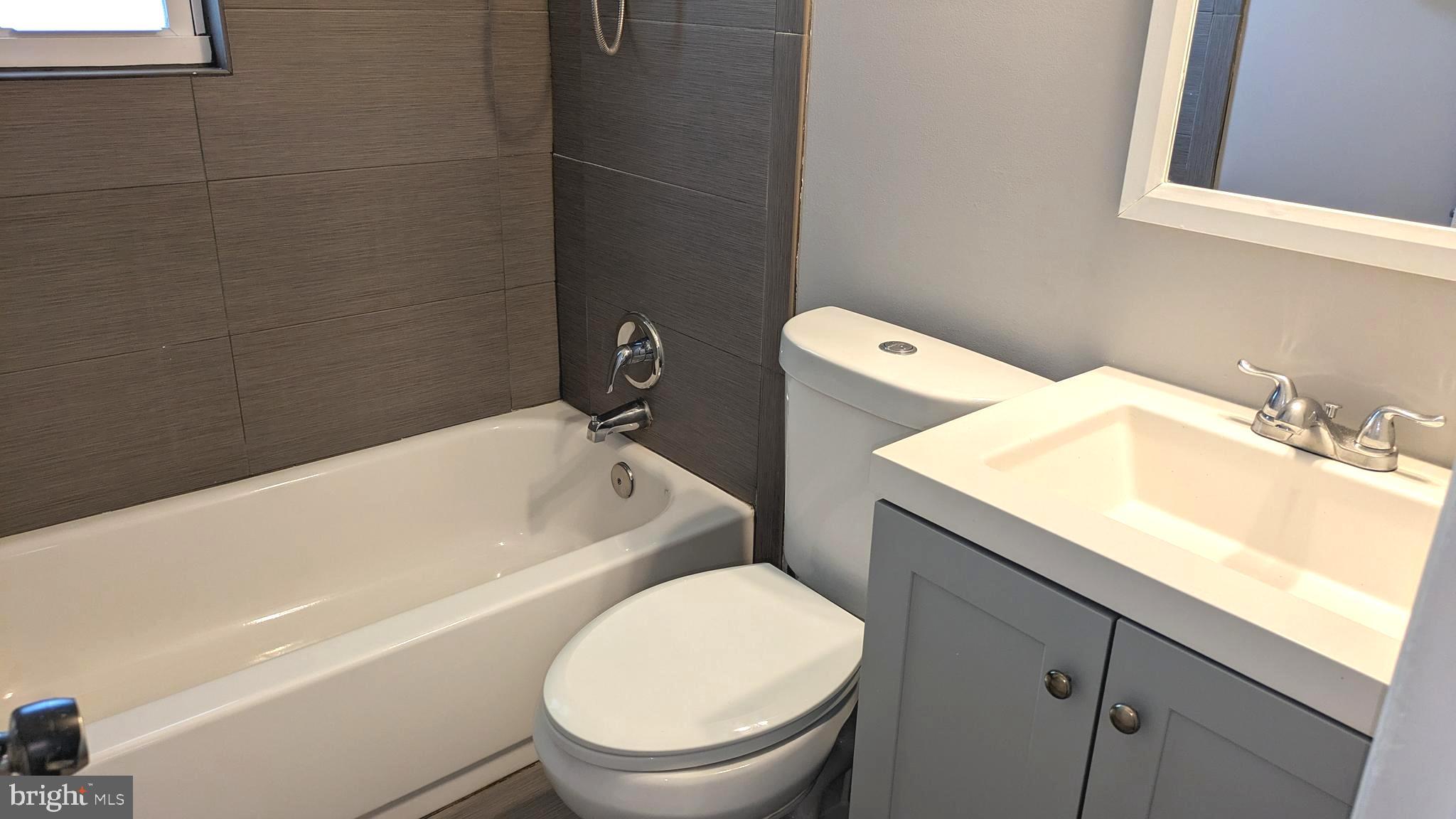 12510 Farnell Drive Silver Spring, MD 20906 - Photo 11 of 27 Full Bath with Tub/Shower