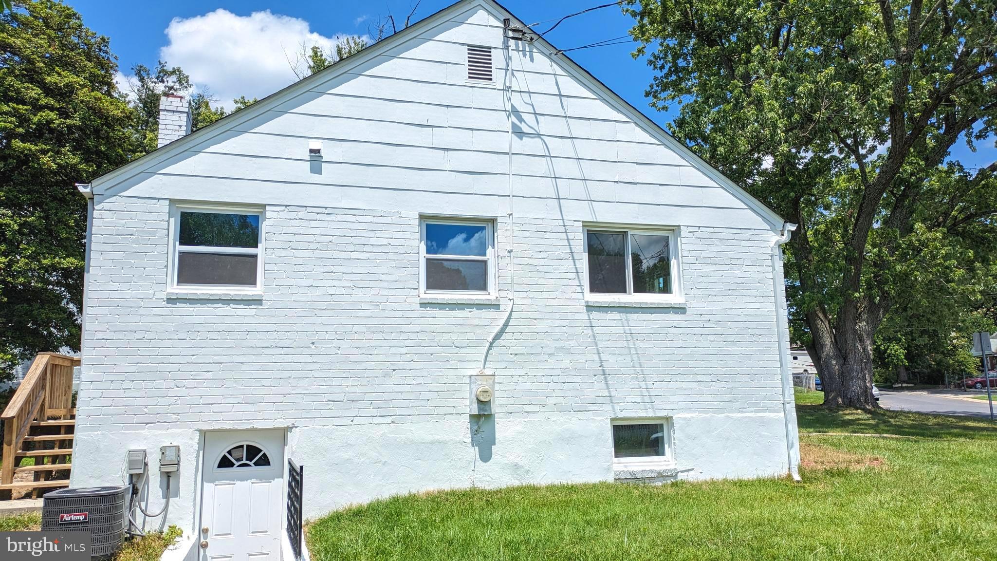 12510 Farnell Drive Silver Spring, MD 20906 - Photo 26 of 27 Side View