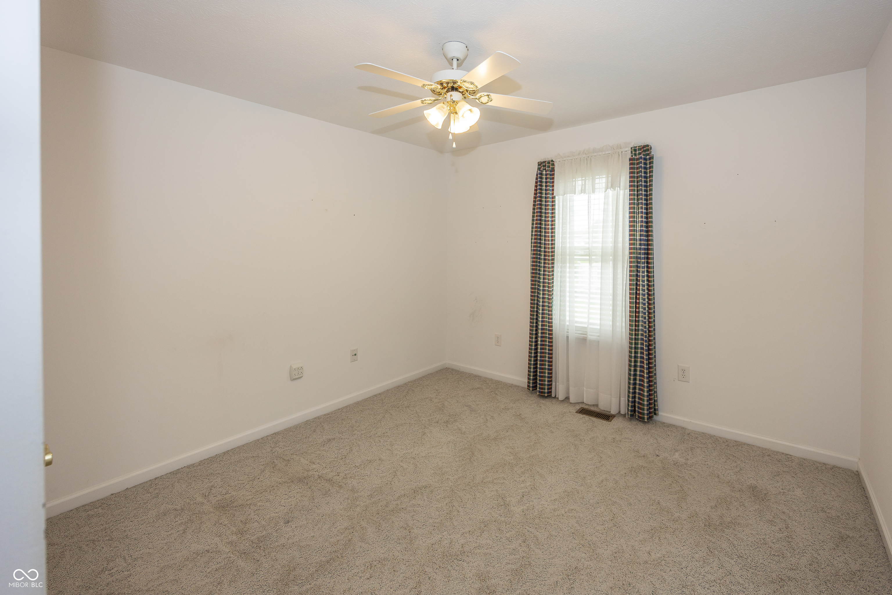 1641 Grindstone Way Greenfield, IN 46140 - Photo 18 of 28