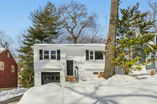 $735,000 | 45 Kempshall Terrace, Fanwood, NJ 07023