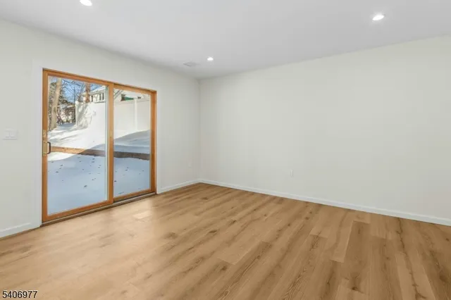 $735,000 | 45 Kempshall Terrace, Fanwood, NJ 07023