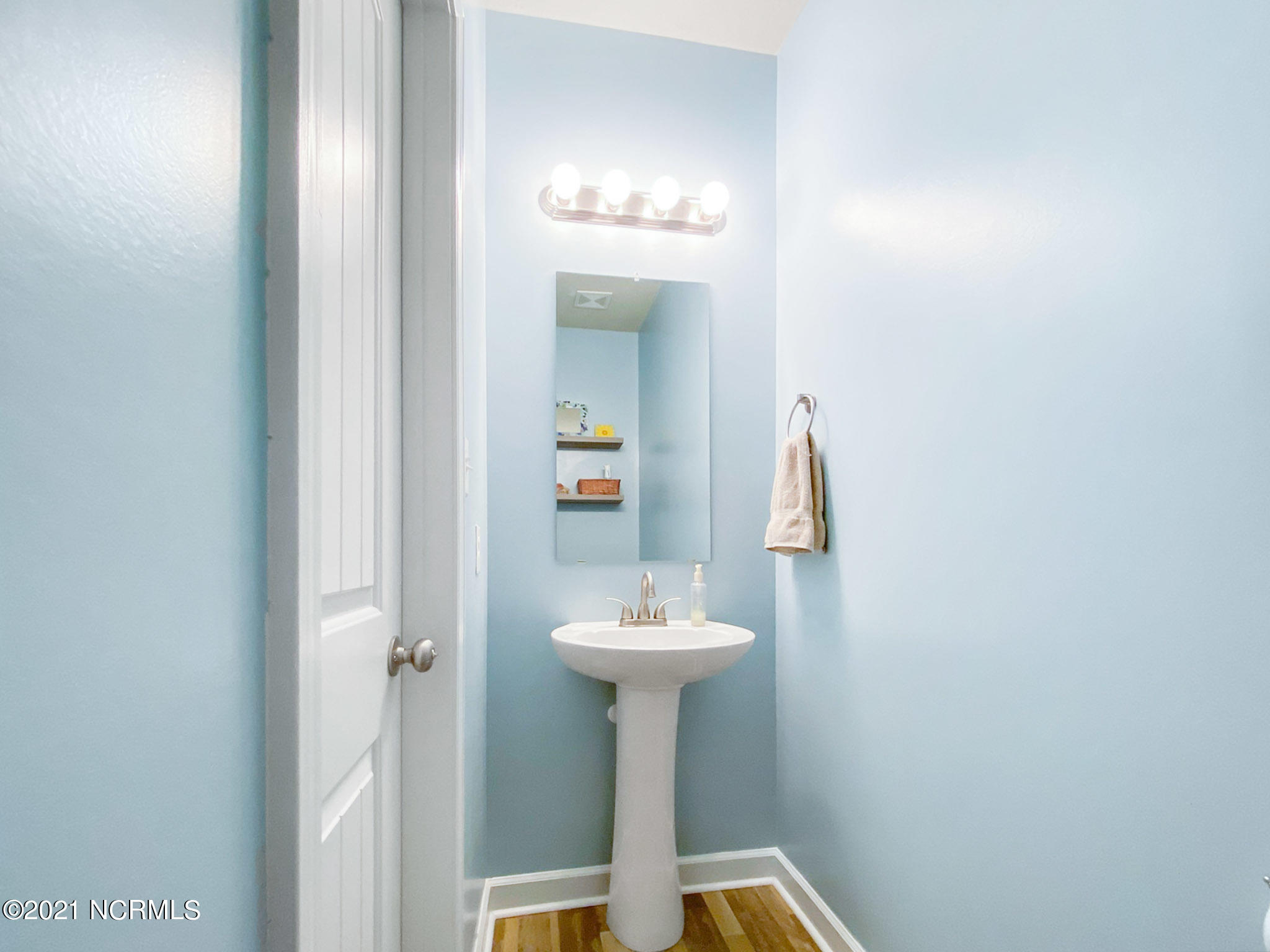 366 Frisco Way Holly Ridge, NC 28445 - Photo 13 of 29 7 Half Bath 2