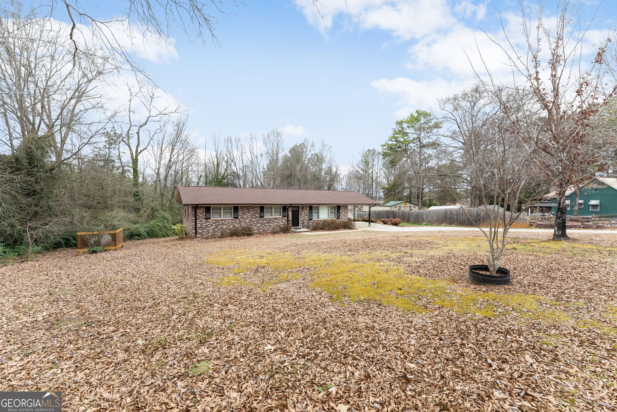 1292 Fernside Drive Toccoa, GA 30577 - Photo 41 of 42 a view of a house with snow on the yard and mountain view