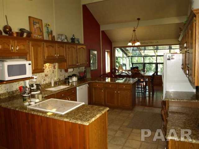 4209 South Walnut Point Drive Mapleton, IL 61547 - Photo 5 of 15
