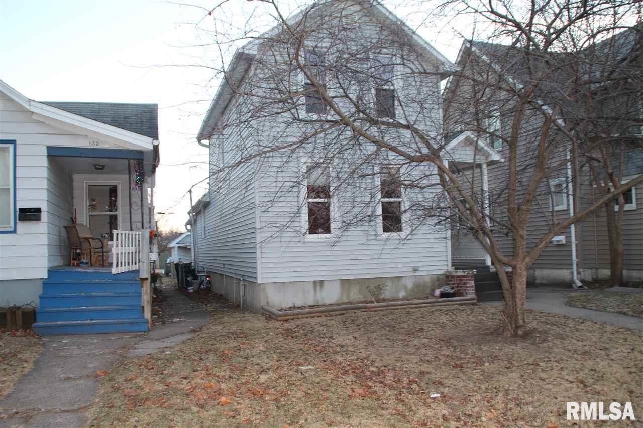 655 3rd Avenue South Clinton, IA 52732 - Photo 3 of 11 Gallery Image 3