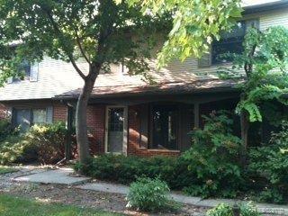 6454 Clarkston Road Clarkston, MI 48346 - Photo 1 of 25 front.JPG