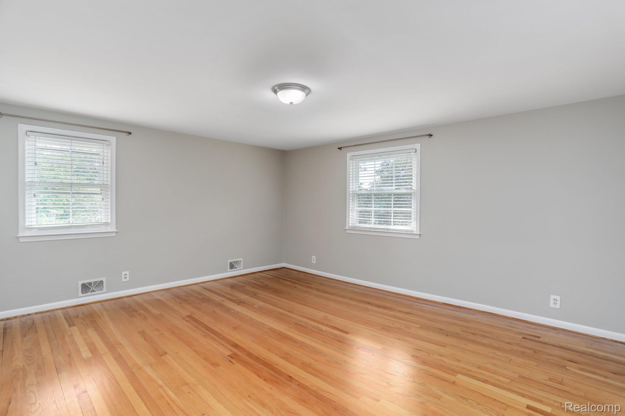 4259 Wendell Road West Bloomfield, MI 48323 - Photo 21 of 39 20.jpg