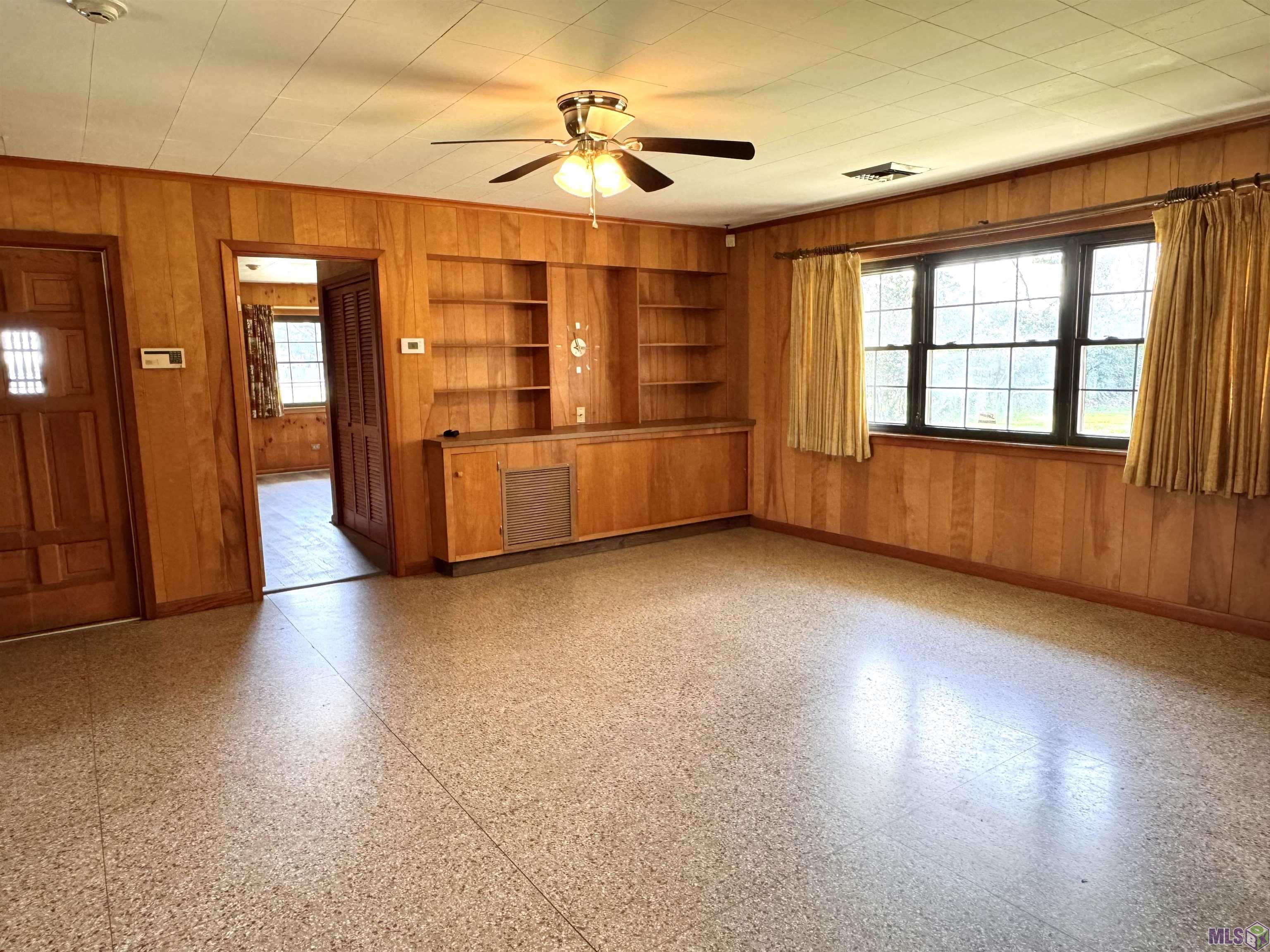 213 Lake Palourde Road Amelia, LA 70380 - Photo 15 of 42