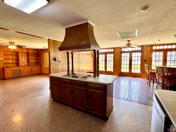 $235,000 | 213 Lake Palourde Road, Amelia, LA 70380