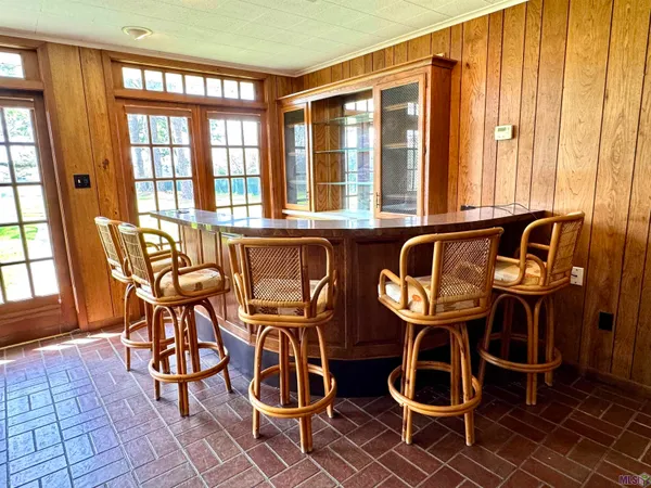 $235,000 | 213 Lake Palourde Road, Amelia, LA 70380