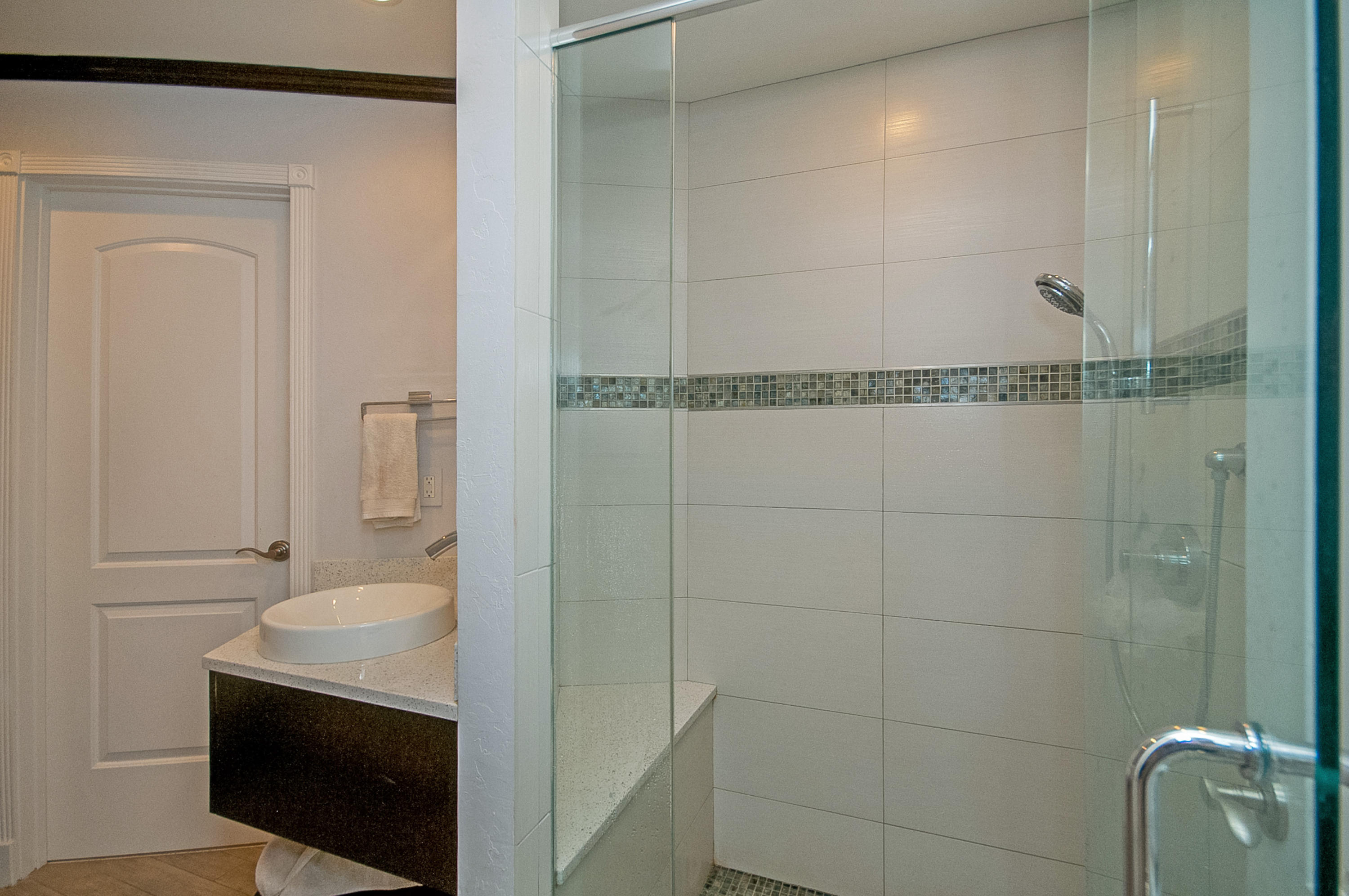 2751 Northwest 26th Court Boca Raton, FL 33434 - Photo 21 of 27 Bathroom 2