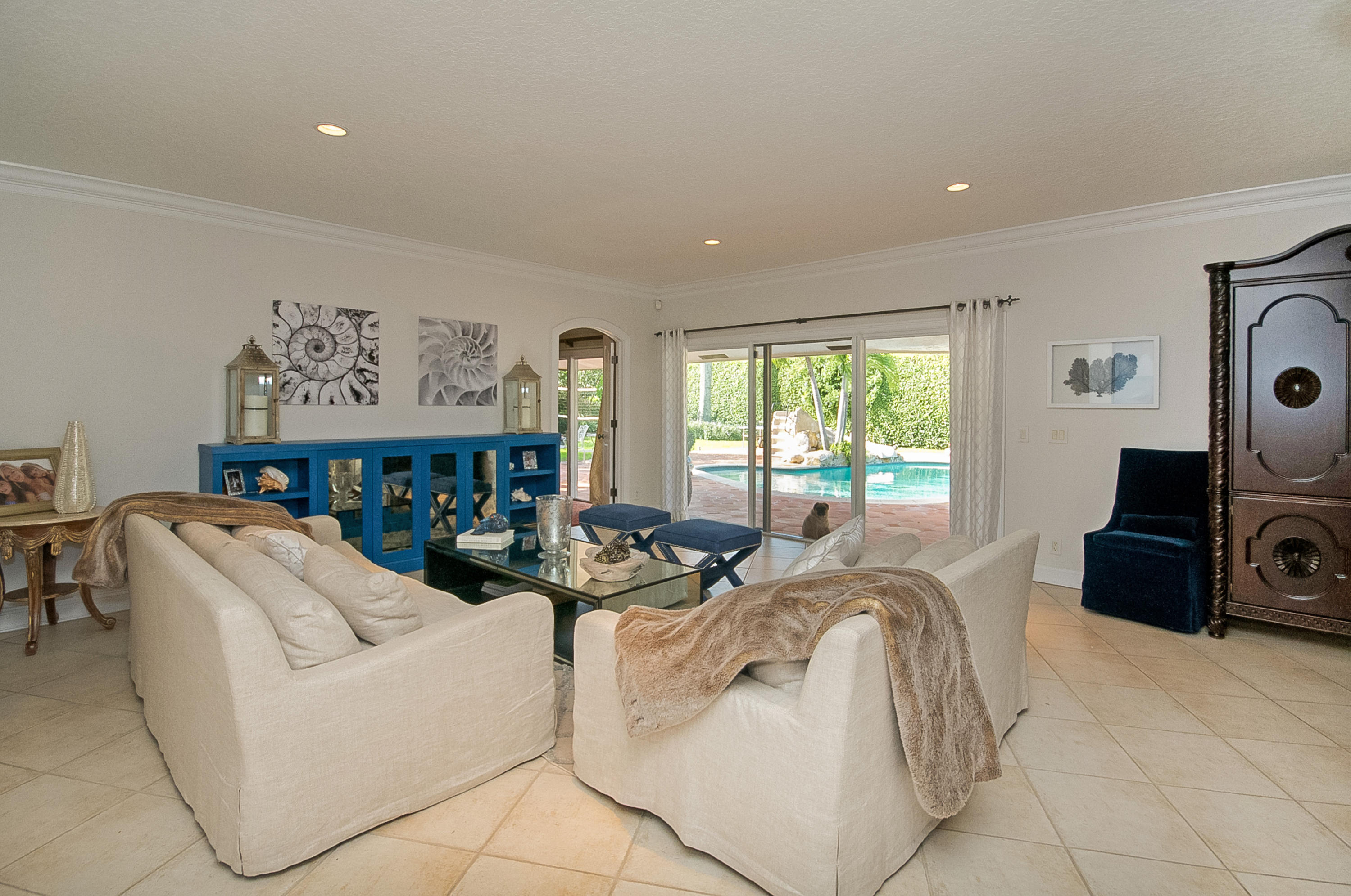 2751 Northwest 26th Court Boca Raton, FL 33434 - Photo 4 of 27 Living Room