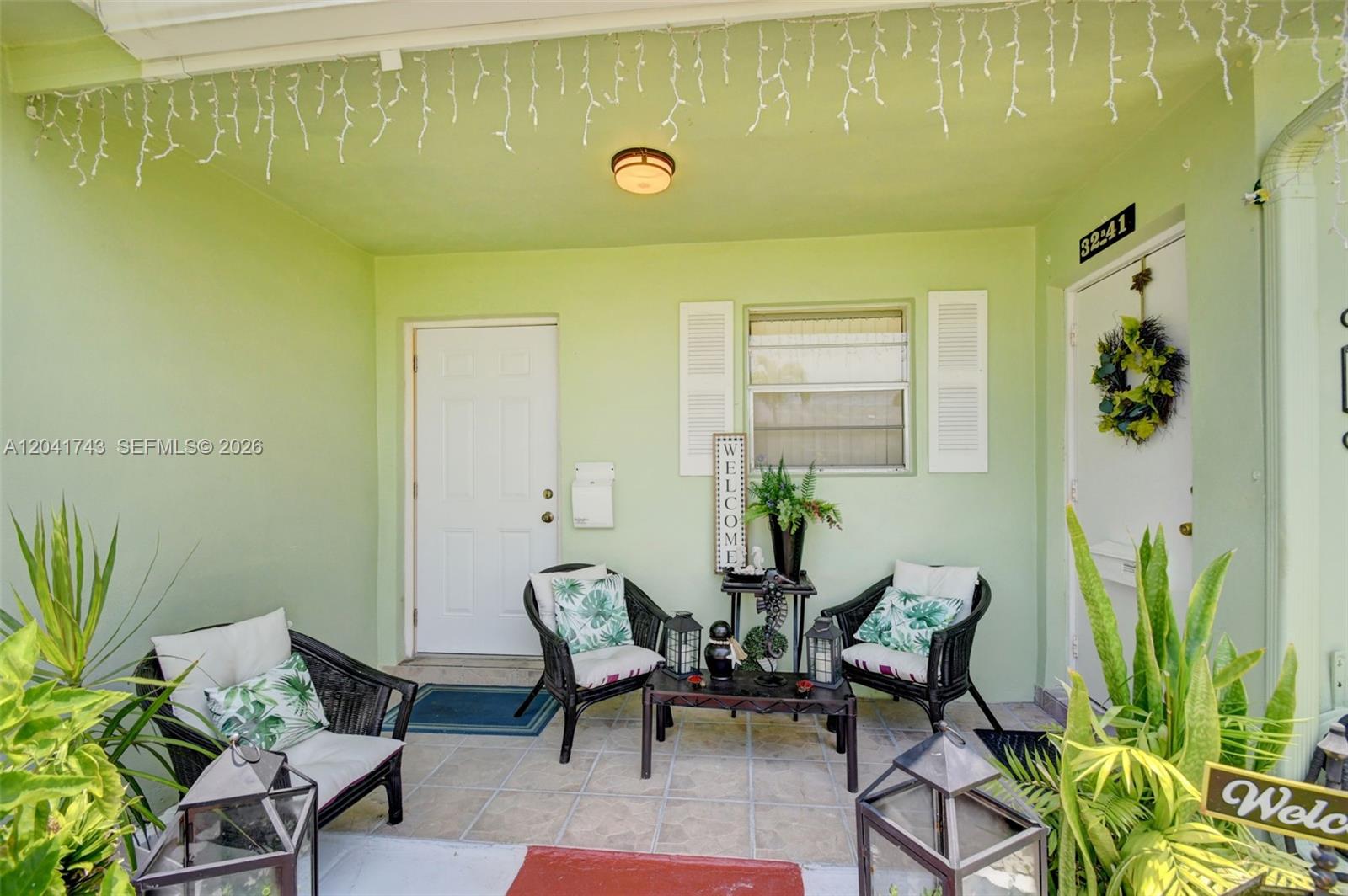 3241 Ridge Hill Road Boynton Beach, FL 33435 - Photo 5 of 46