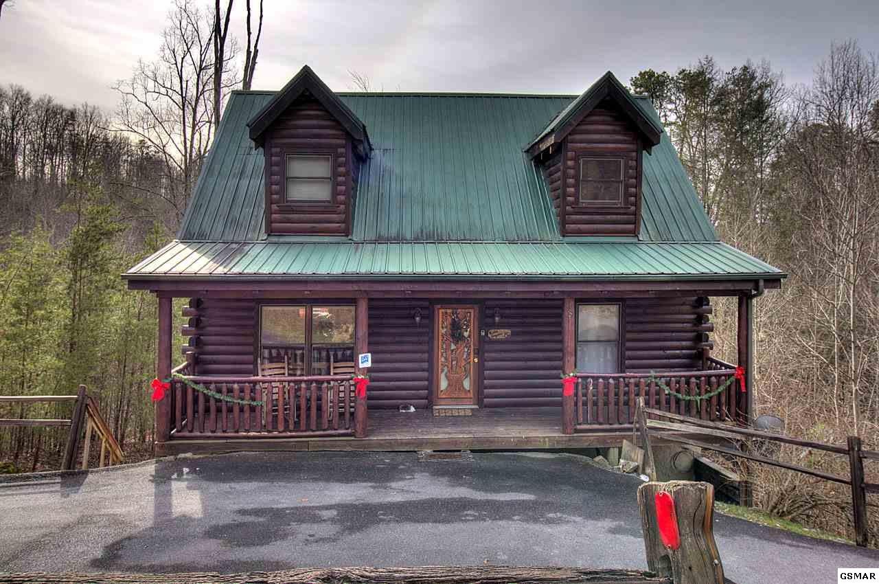 2231 Breezy Road, Unit RUSTICELEGANCE Sevierville, TN 37876 - Photo 2 of 31 Gallery Image 2