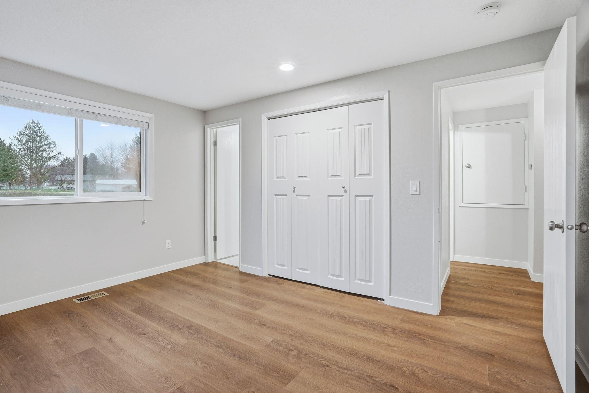 414 South Henry Road Greenacres, WA 99016 - Photo 15 of 50