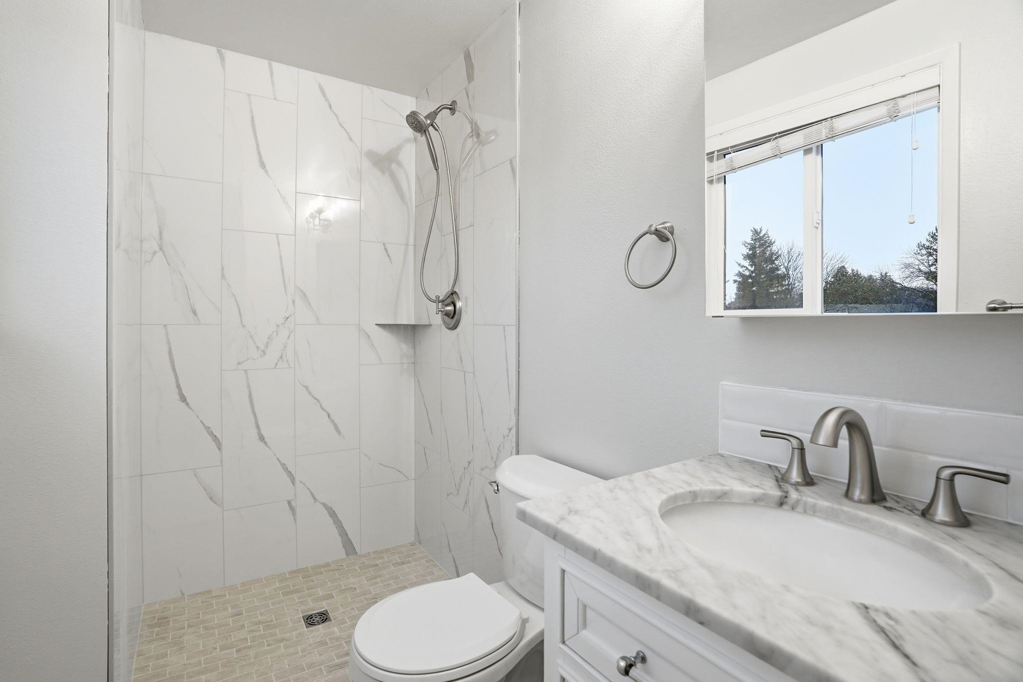 414 South Henry Road Greenacres, WA 99016 - Photo 27 of 50