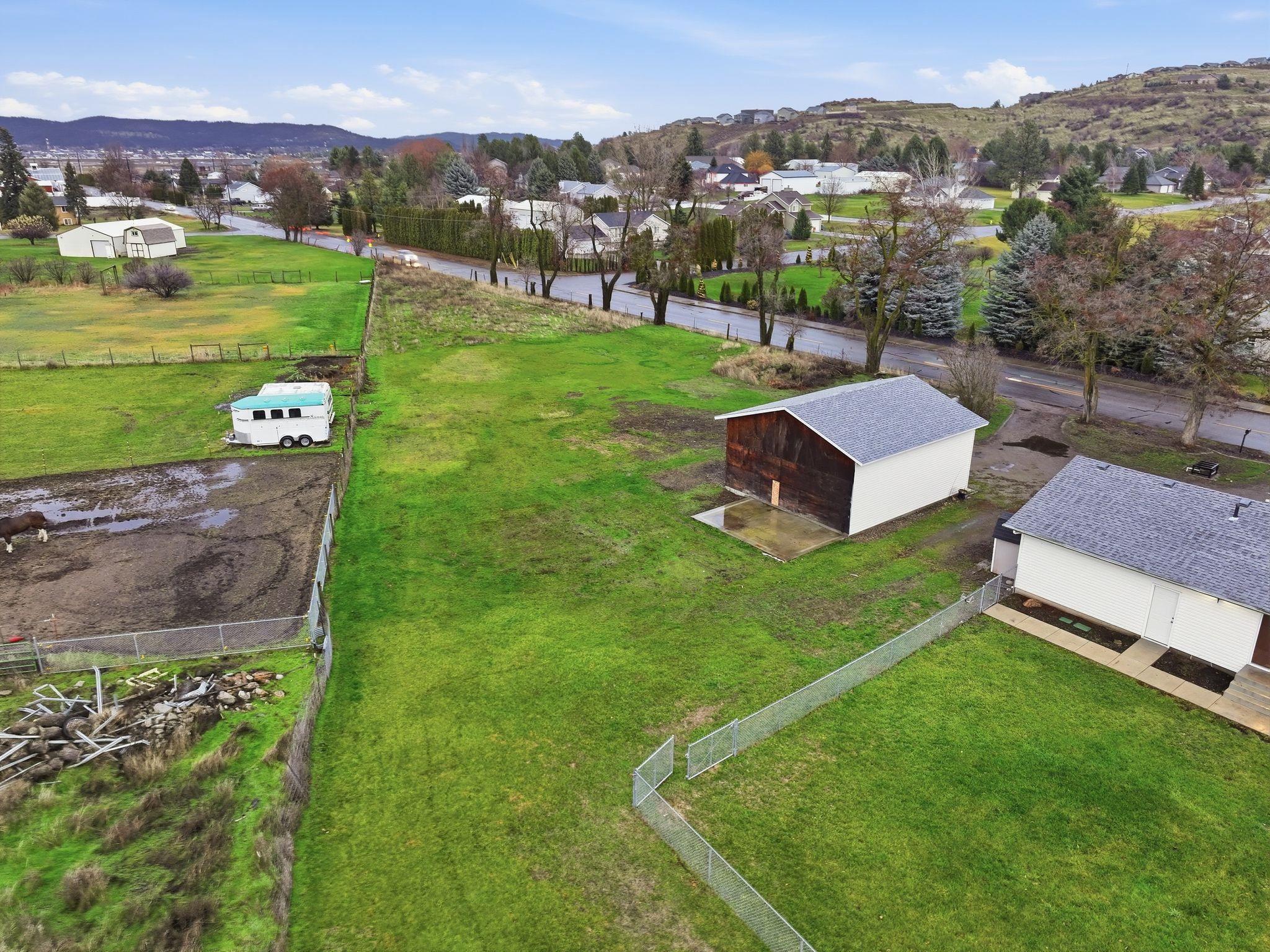 414 South Henry Road Greenacres, WA 99016 - Photo 42 of 50