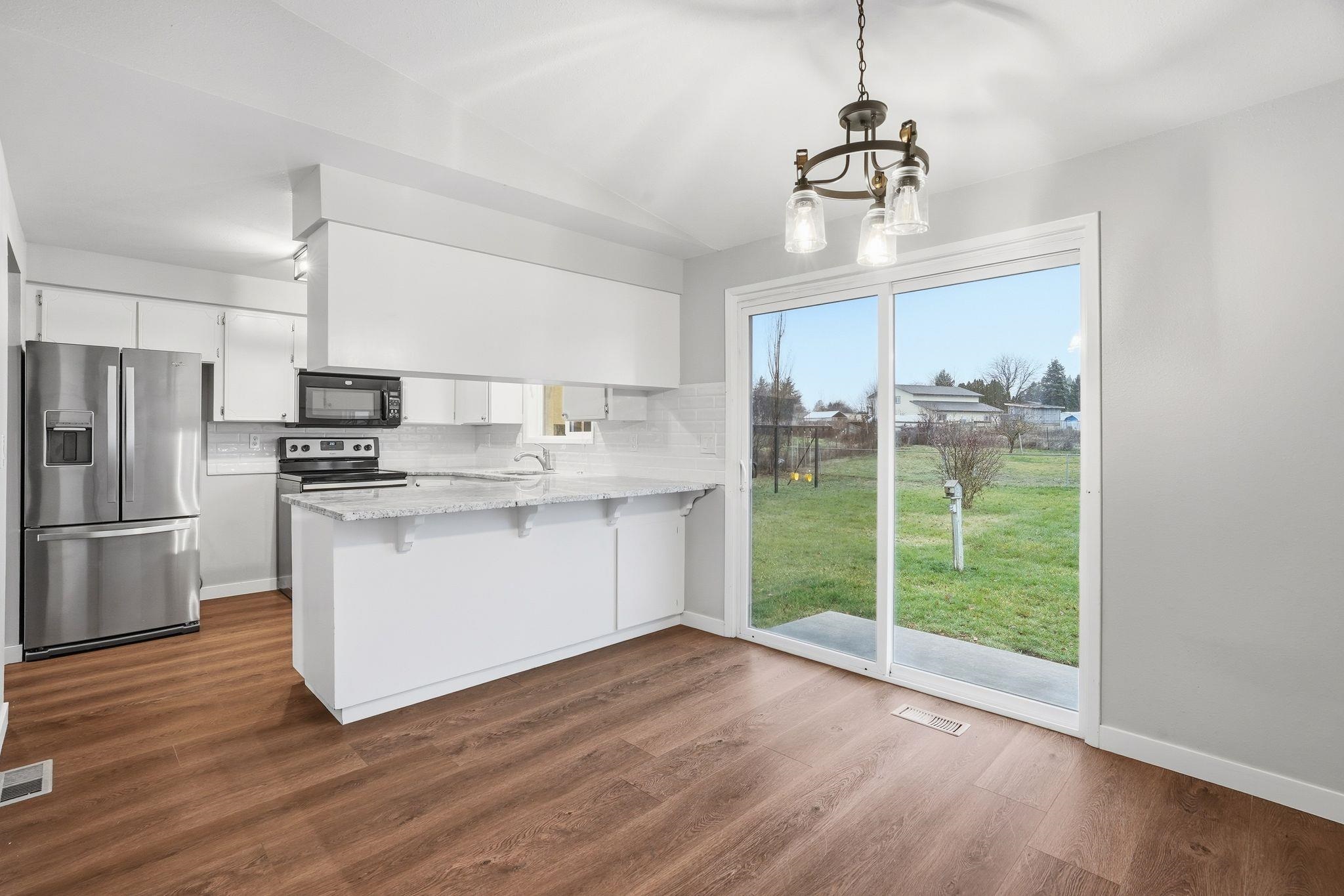 414 South Henry Road Greenacres, WA 99016 - Photo 9 of 50