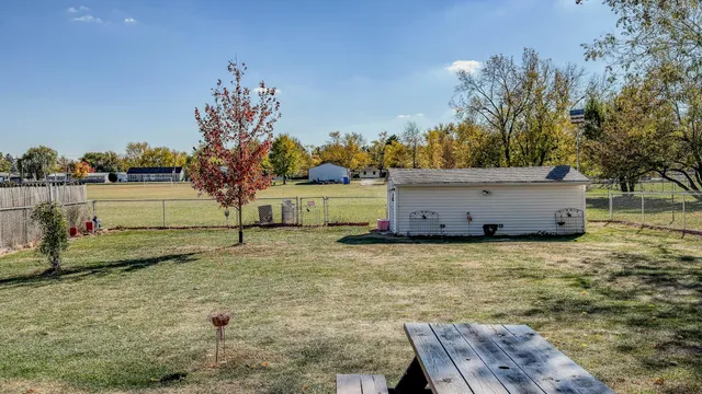 a view of a outdoor space