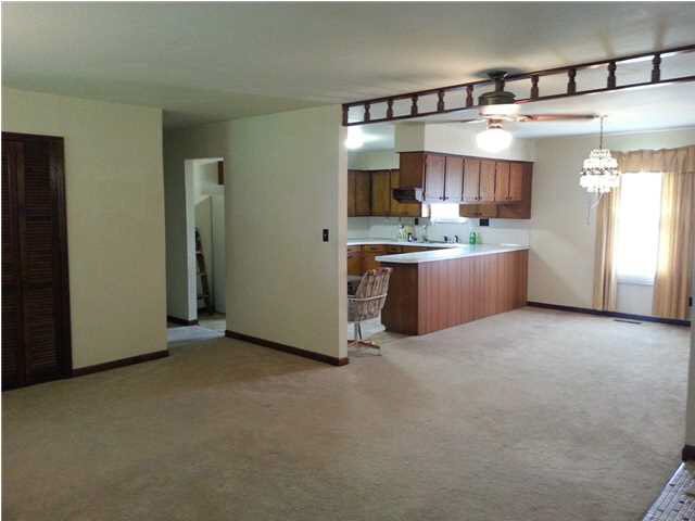 3077 Bell Road Newburgh, IN 47630 - Photo 3 of 12