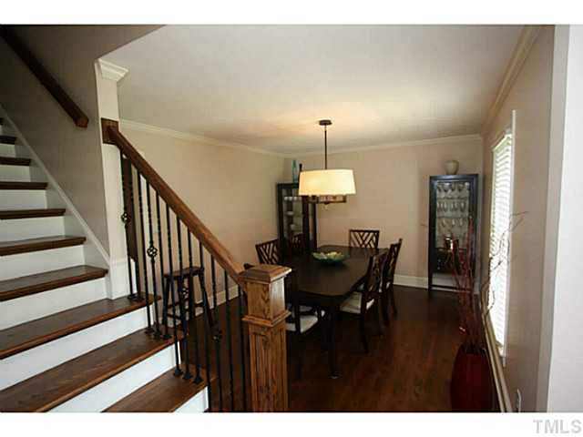 3112 Rutledge Court Raleigh, NC 27613 - Photo 4 of 20 Foyer