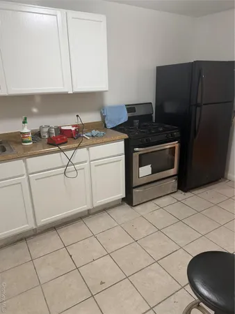 $2,500 | 11 Lawrence Street, Unit 1B, Yonkers, NY 10705