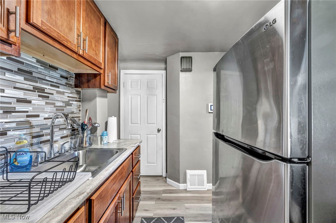3371-3373 Colwyn Road Cleveland, OH 44120 - Photo 11 of 22 Gallery Image 11
