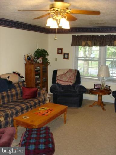 1524 Nicholas Road Waldorf, MD 20601 - Photo 10 of 25 Family Room