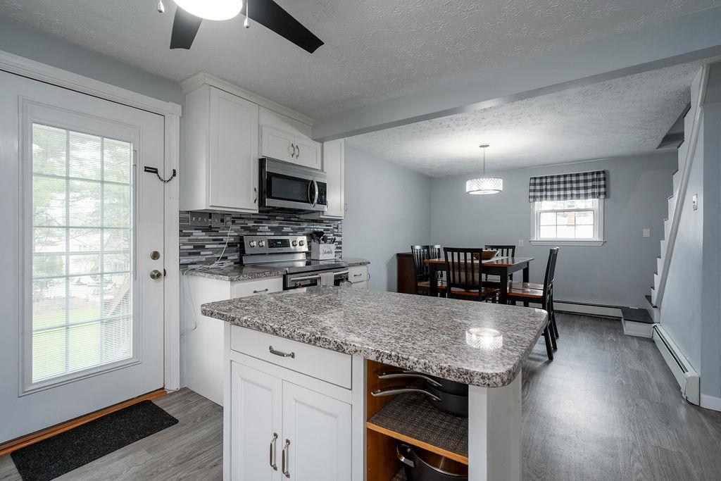 342 Delaware Avenue Manchester, NH 03104 - Photo 8 of 22 Gallery Image 8