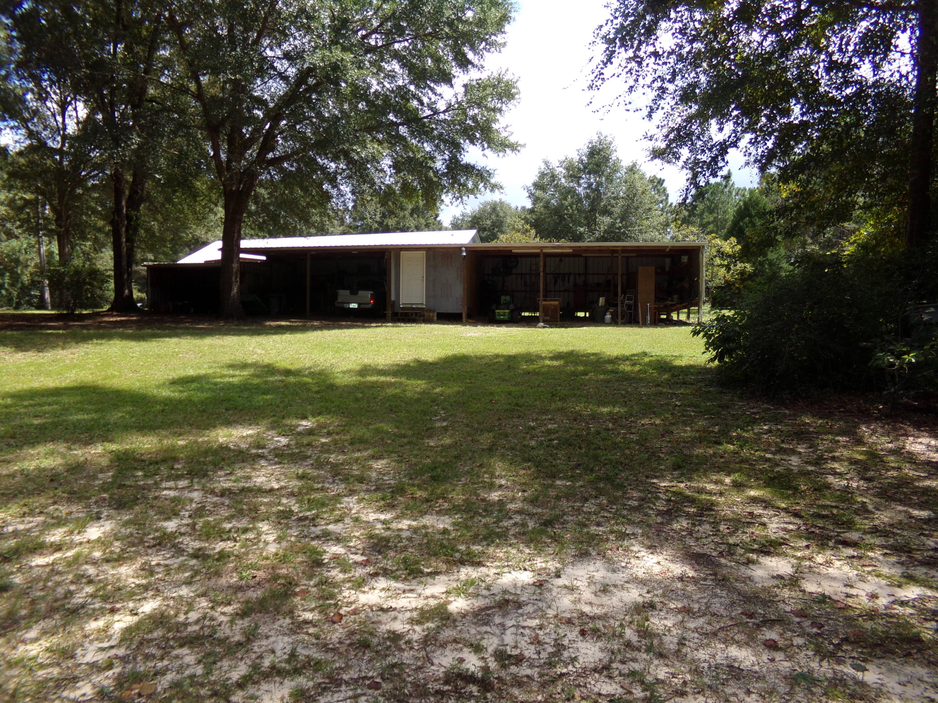 5918 Roberts Road Crestview, FL 32536 - Photo 22 of 24 Gallery Image 22